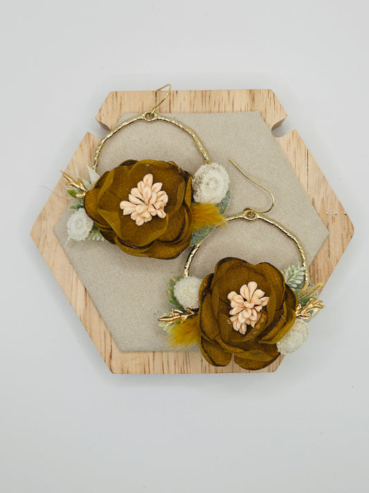 Gold Botanical Arrangement